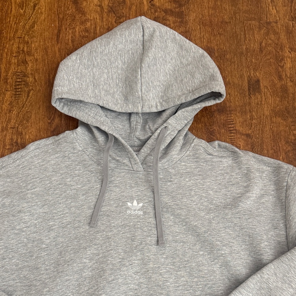 Adidas Light Gray Pullover Hoodie with Trefoil Logo Size M - Picture 3 of 16